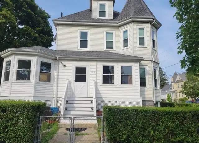 Property at 130 Taylor St Unit 130, Quincy, MA, 02170, 3 beds, 2 baths, [object Object]