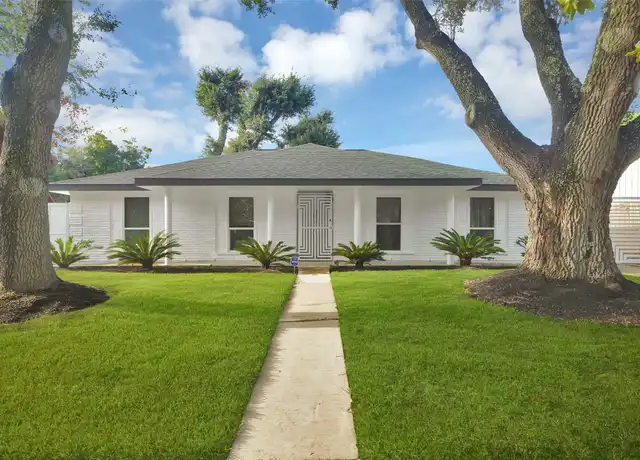 Property at 5215 Trail Lake Dr, Houston, TX, 77045, 3 beds, 2 baths, [object Object]