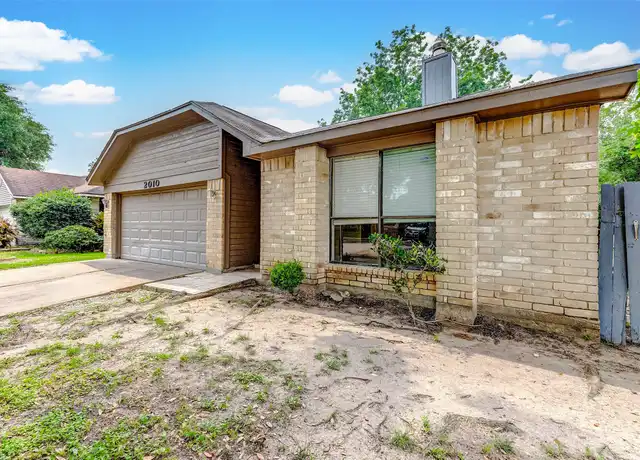 Property at 2010 Hickory Glen Dr, Missouri City, TX, 77489, 3 beds, 2 baths, [object Object]
