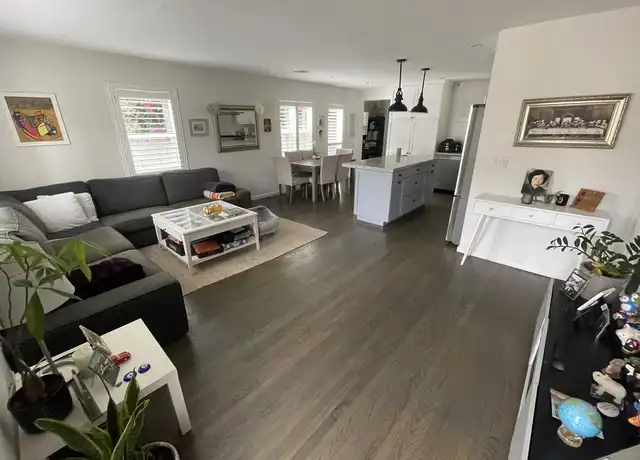 Property at 541 Gravilla Pl, La Jolla, CA, 92037, 3 beds, 2 baths, [object Object]