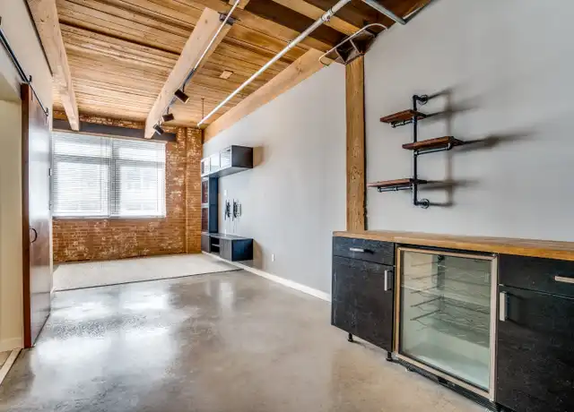 Property at 509 Elm St #405, Dallas, TX, 75202, 1 bed, 1 bath, [object Object]