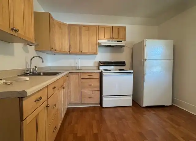 Property at 306 W 6th Ave Unit 4, Ellensburg, WA, 98926, 1 bed, 1 bath, [object Object]