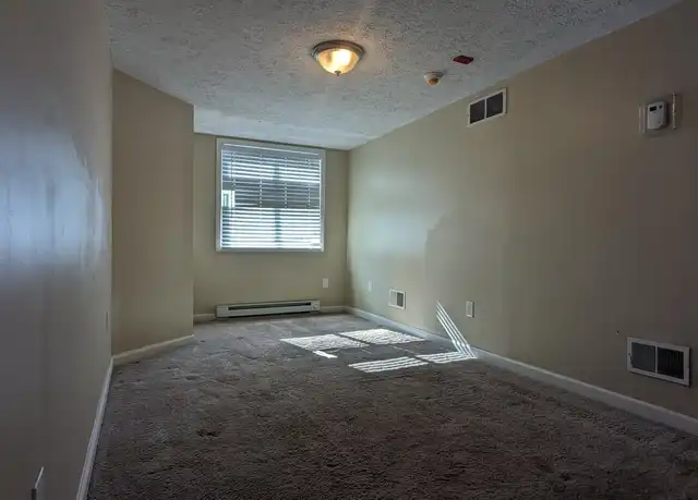 Property at 1 Desavage St, Jeannette, PA, 15644, 1 bed, 1 bath, [object Object]