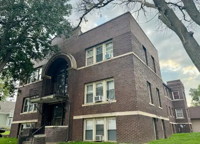 Property at 918 S Paxton St Apt 4, Sioux City, IA, 51106, 1 bed, 1 bath, [object Object]