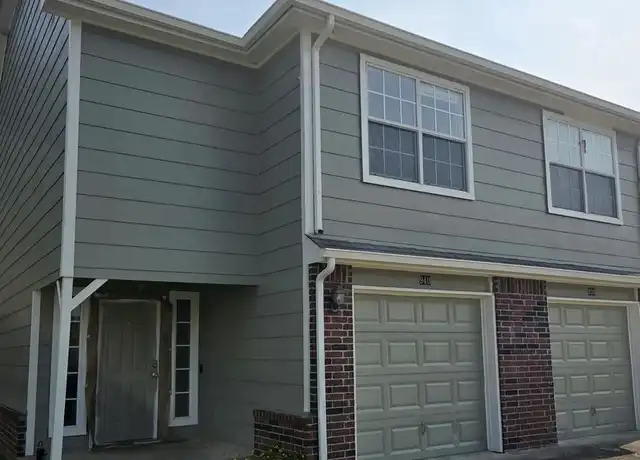 Property at 938/940 RC, Catoosa, OK, 3 beds, 2.5 baths, [object Object]