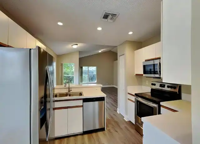 Property at 9220 Arborwood Cir, Davie, FL, 33328, 3 beds, 2 baths, [object Object]