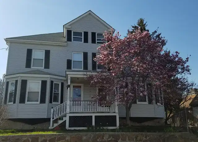 Property at 62 1/2 Essex St, Beverly, MA, 01915, 4 beds, 2 baths, [object Object]
