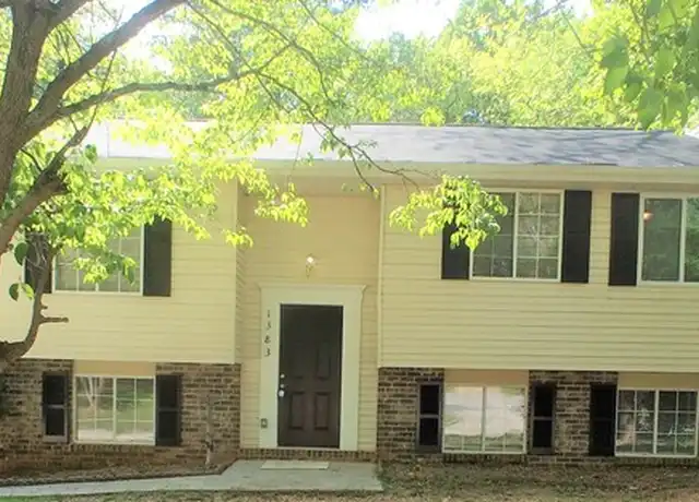 Property at 1383 Muirfield Dr, Stone Mountain, GA, 30088, 4 beds, 2 baths, [object Object]