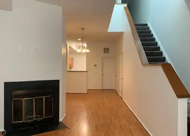 Property at 918 Stubblefield Ln, Baltimore, MD, 21202, 2 beds, 1.5 baths, [object Object]