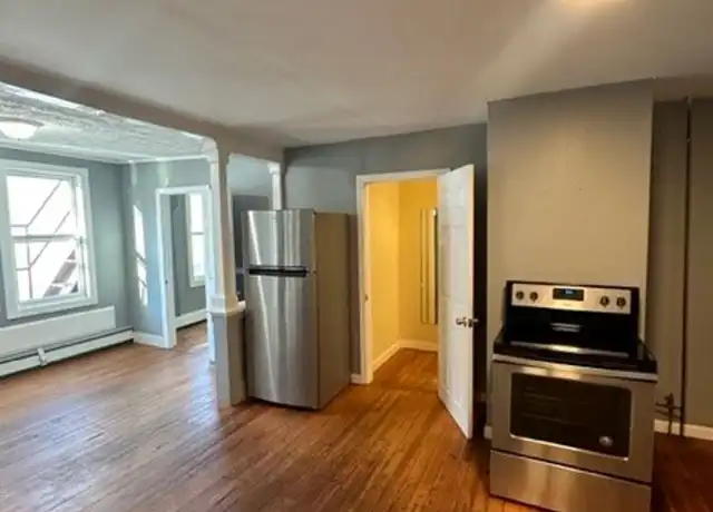 Property at 39 Hill St Unit 303, Biddeford, ME, 04005, 2 beds, 1 bath, [object Object]