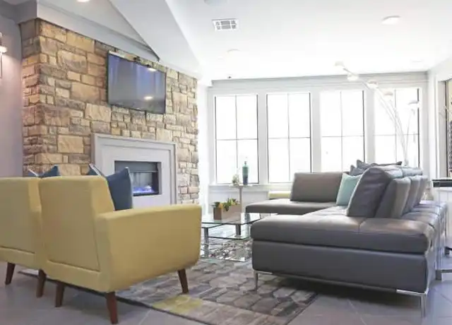Property at 2205 W 11th St Unit 2006, Houston, TX, 77008, 2 beds, 2 baths, [object Object]