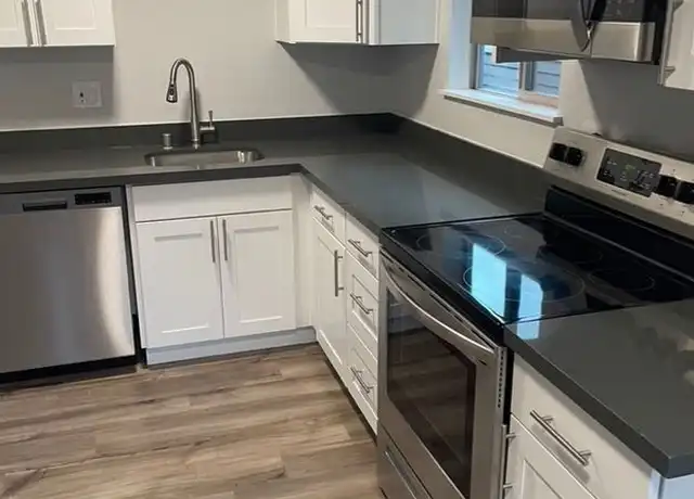 Property at 3912 Linden Ave N Unit 6, Seattle, WA, 98103, 1 bed, 1 bath, [object Object]