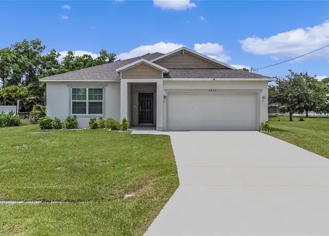 Property at 4226 SW Earnest St, Port Saint Lucie, FL, 34953, 4 beds, 2 baths, [object Object]