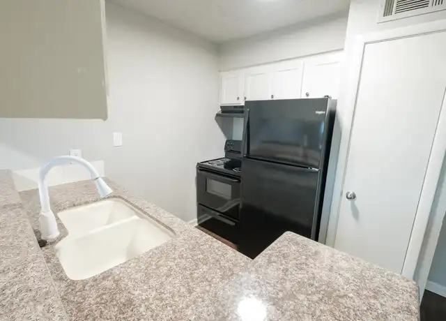 Property at 6519 Sloan St Unit 6, Houston, TX, 77087, 1 bed, 1 bath, [object Object]