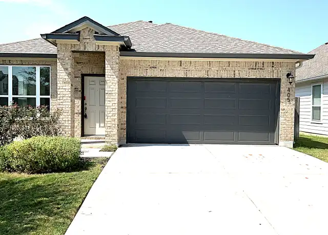 Property at 405 Pebble Beach Run, New Braunfels, TX, 78130, 3 beds, 2 baths, [object Object]