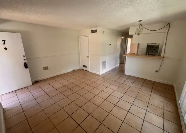 Property at 10832 N Kendall Dr Unit U7, Miami, FL, 33176, 1 bed, 1 bath, [object Object]