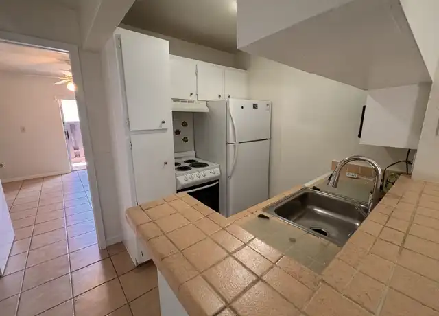 Property at 10832 N Kendall Dr Unit U7, Miami, FL, 33176, 1 bed, 1 bath, [object Object]