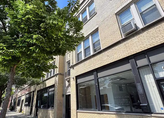 Property at 4504 W Fullerton Ave Unit 4504-2, Chicago, IL, 60639, 3 beds, 1 bath, [object Object]