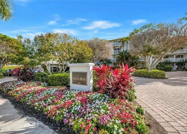 Property at 2800 Gulf Shore Blvd N #303, Naples, FL, 34103, 2 beds, 2 baths, [object Object]