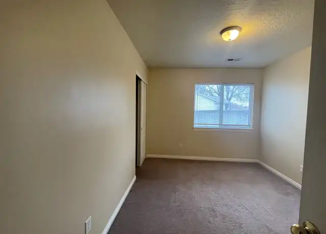 Property at 1513 S Garland St Unit 102, Nampa, ID, 83686, 2 beds, 2 baths, [object Object]