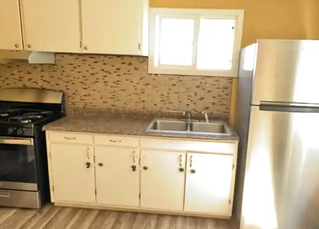 Property at 919 7th St Unit a, Rock Springs, WY, 82901, 2 beds, 1 bath, [object Object]