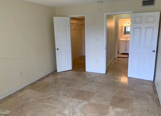 Property at 505 NW 177th St #211, Miami, FL, 33169, 2 beds, 1 bath, [object Object]