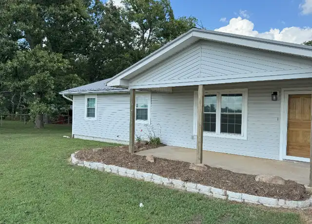 Property at 1470 Klenc Rd, Tontitown, AR, 72762, 3 beds, 2 baths, [object Object]