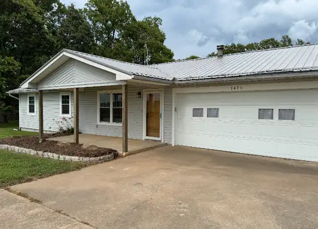 Property at 1470 Klenc Rd, Tontitown, AR, 72762, 3 beds, 2 baths, [object Object]