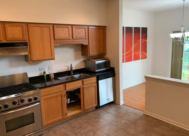Photo of 1947 Sundrop Ct, Bartlett, IL 60103