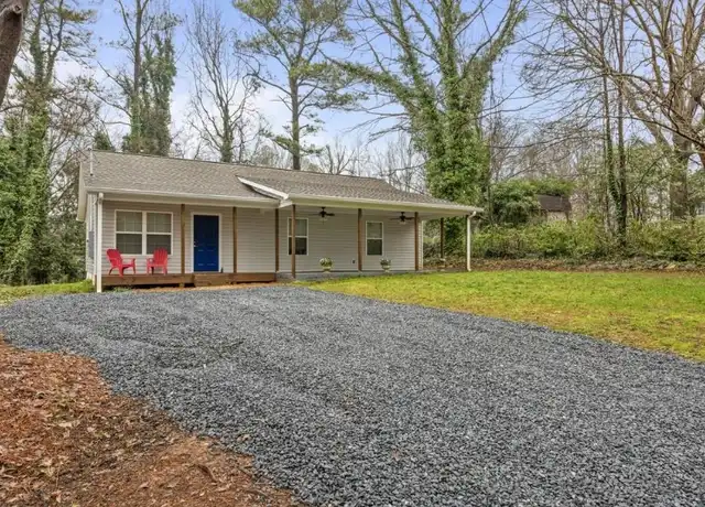 Property at 855 Dodge St SE, Smyrna, GA, 30080, 3 beds, 2 baths, [object Object]