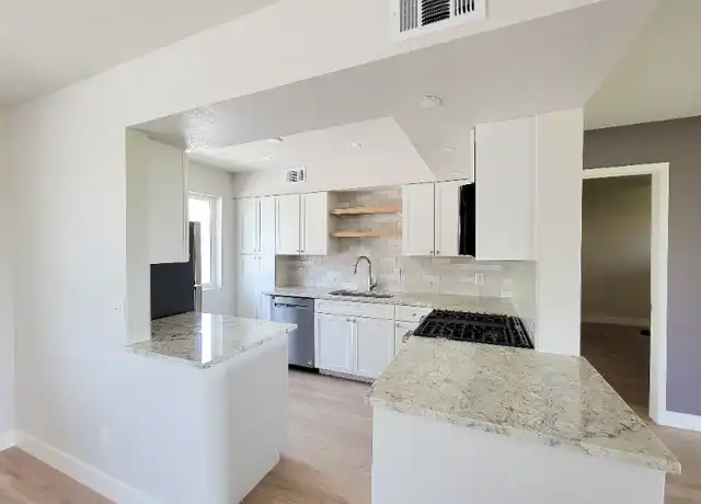 Property at 7141 N 16th St #220, Phoenix, AZ, 85020, 1 bed, 1 bath, [object Object]