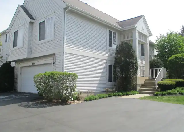 Property at 656 S Rosehall Ln, Round Lake, IL, 60073, 3 beds, 2 baths, [object Object]