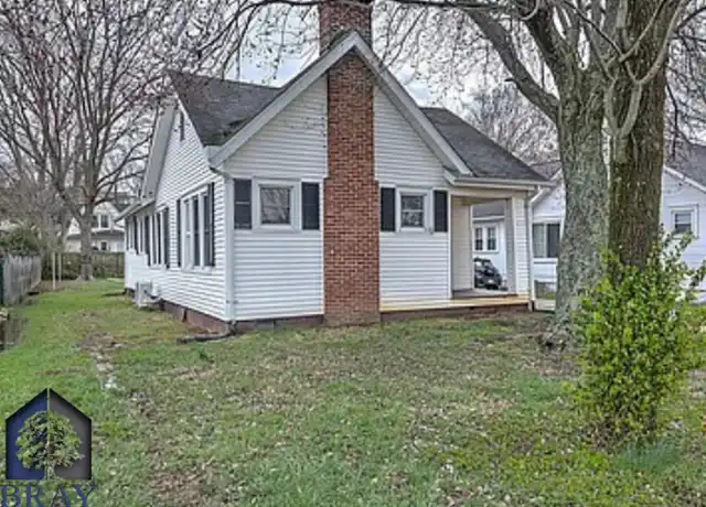 Property at 1362 E Center St, Kingsport, TN, 37664, 2 beds, 1 bath, [object Object]