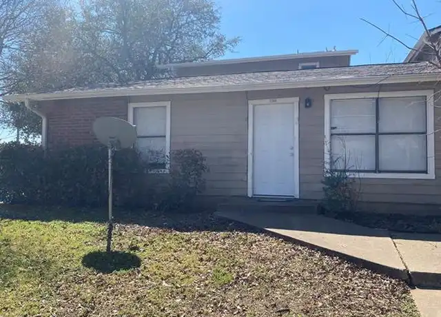 Property at 2166 Knoll Crest Dr, Arlington, TX, 76014, 2 beds, 1 bath, [object Object]