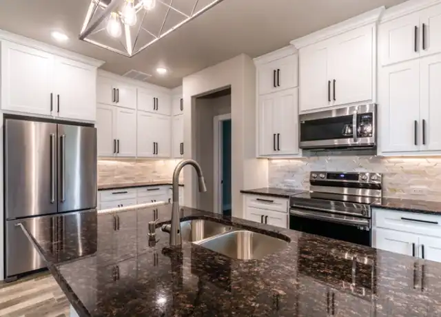 Property at 310 Ditto Ave, Arlington, TX, 76010, 3 beds, 2.5 baths, [object Object]
