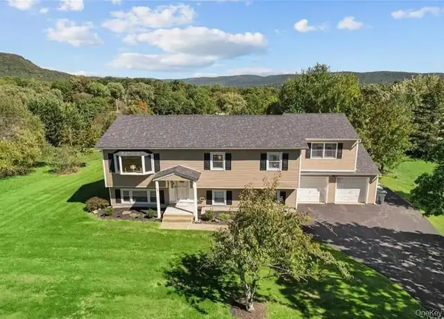 Property at 13 Regina Dr, Highland Mills, NY, 10930, 4 beds, 2.5 baths, [object Object]