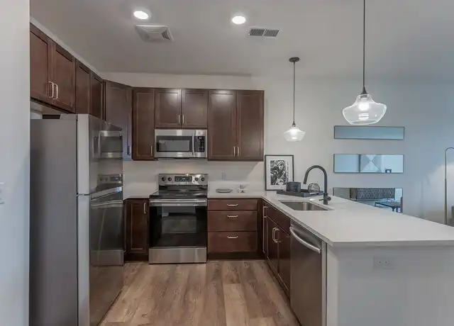 Property at Adams Edge Apartments - 999 Wareham Dr, Cincinnati, OH, 45202, 1-2 bed, 1-2 bath, [object Object]