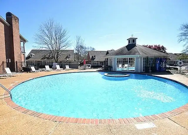 Property at Vivere Apartments - 8216 City Center Dr, La Vista, NE, 68128, 0-1 beds, 1 bath, [object Object]