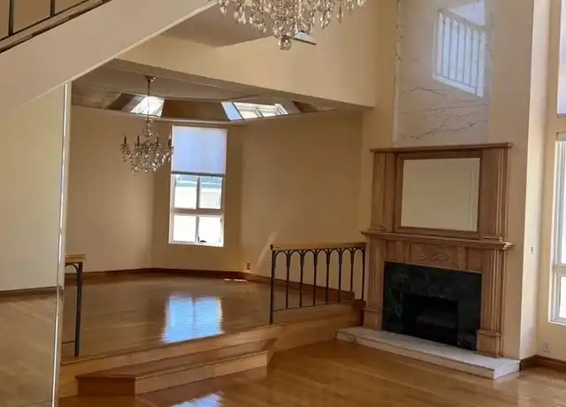 Property at 5333 Zelzah Ave #302, Encino, CA, 91316, 2 beds, 2 baths, [object Object]