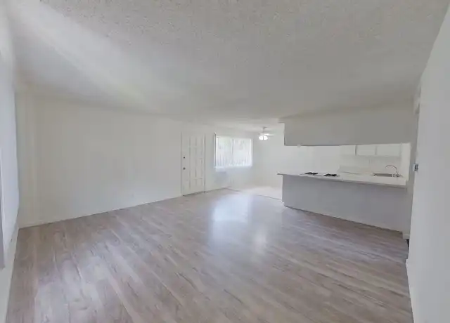 Property at 573 N Tustin Ave Unit G, Santa Ana, CA, 92705, 2 beds, 1 bath, [object Object]