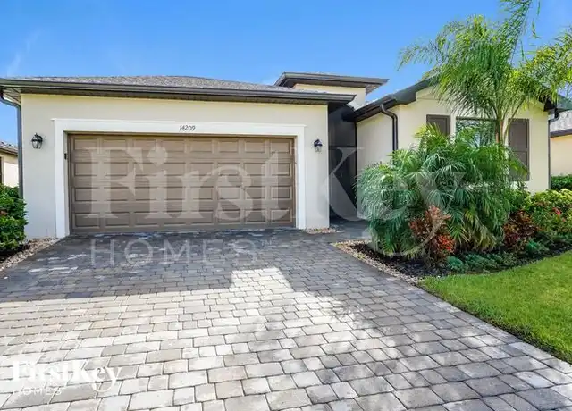 Property at 14209 Vindel Cir, Fort Myers, FL, 33905, 4 beds, 3 baths, [object Object]