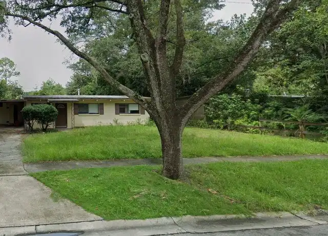 Property at 2932 NE 12th St, Gainesville, FL, 32609, 3 beds, 1 bath, [object Object]