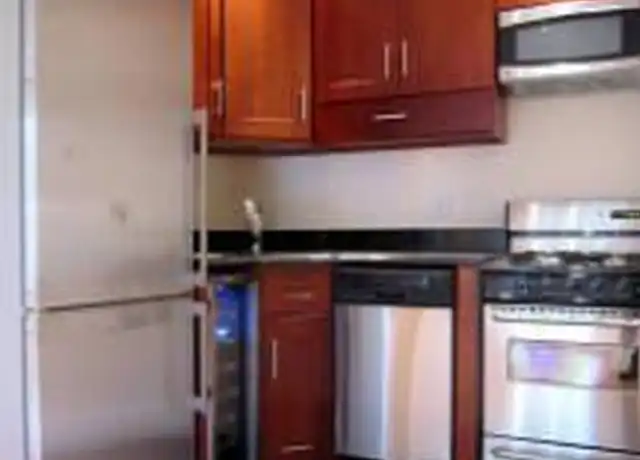 Property at 444 W 52nd St, New York, NY, 10019, 3 beds, 1 bath, [object Object]