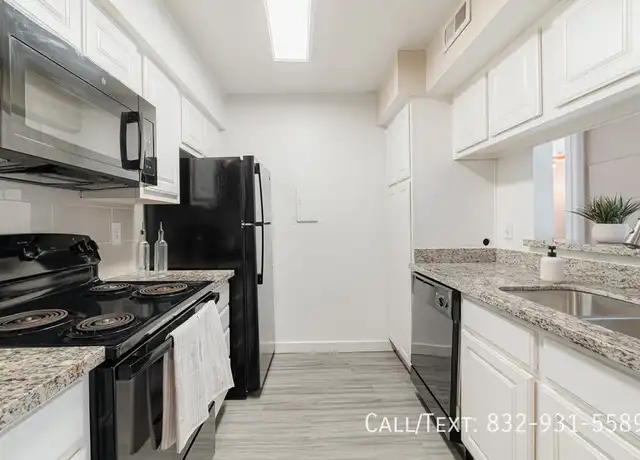 Property at 7120 Grand Blvd Unit 7ALM, Houston, TX, 77054, 2 beds, 2 baths, [object Object]