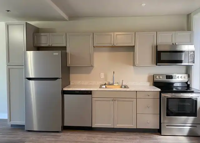 Property at 1249 Market St Unit 1255-204, Harrisburg, PA, 17103, 1 bed, 1 bath, [object Object]