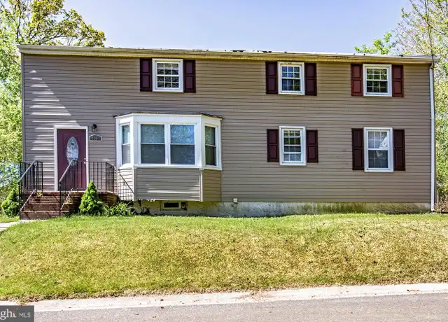 Property at 400 Odessa Ave, Wilmington, DE, 19809, 4 beds, 2 baths, [object Object]