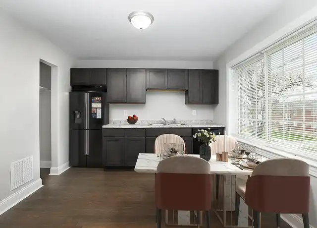 Property at Heritage Green Apartments - 5103 S 1st St, Louisville, KY, 40214, 1 bed, 1 bath, [object Object]