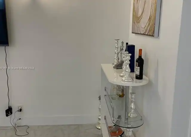 Property at 541 Blue Heron Dr #117, Hallandale Beach, FL, 33009, 1 bed, 1 bath, [object Object]