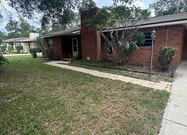 Property at 1821 Oak St, Deland, FL, 32724, 3 beds, 2 baths, [object Object]