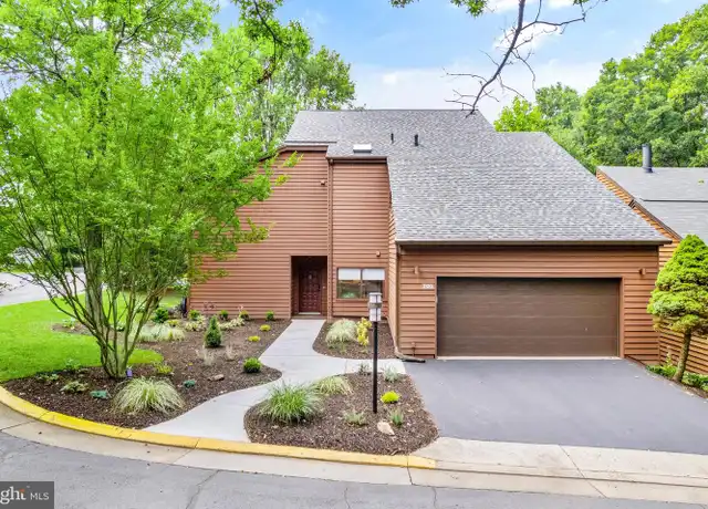 Property at 2120 South Bay Ln, Reston, VA, 20191, 4 beds, 2.5 baths, [object Object]
